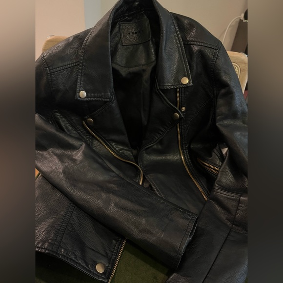 Great condition Blank NYC Vegan leather jacket - Picture 2 of 3